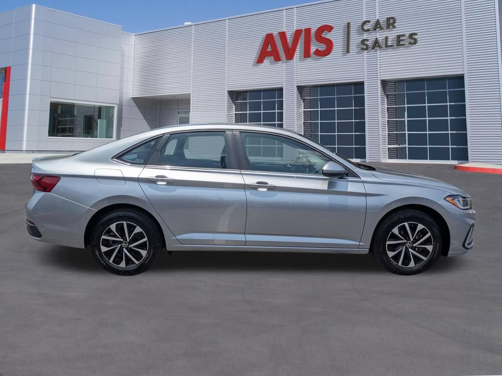 Used 2025 Volkswagen Jetta S FWD image 5