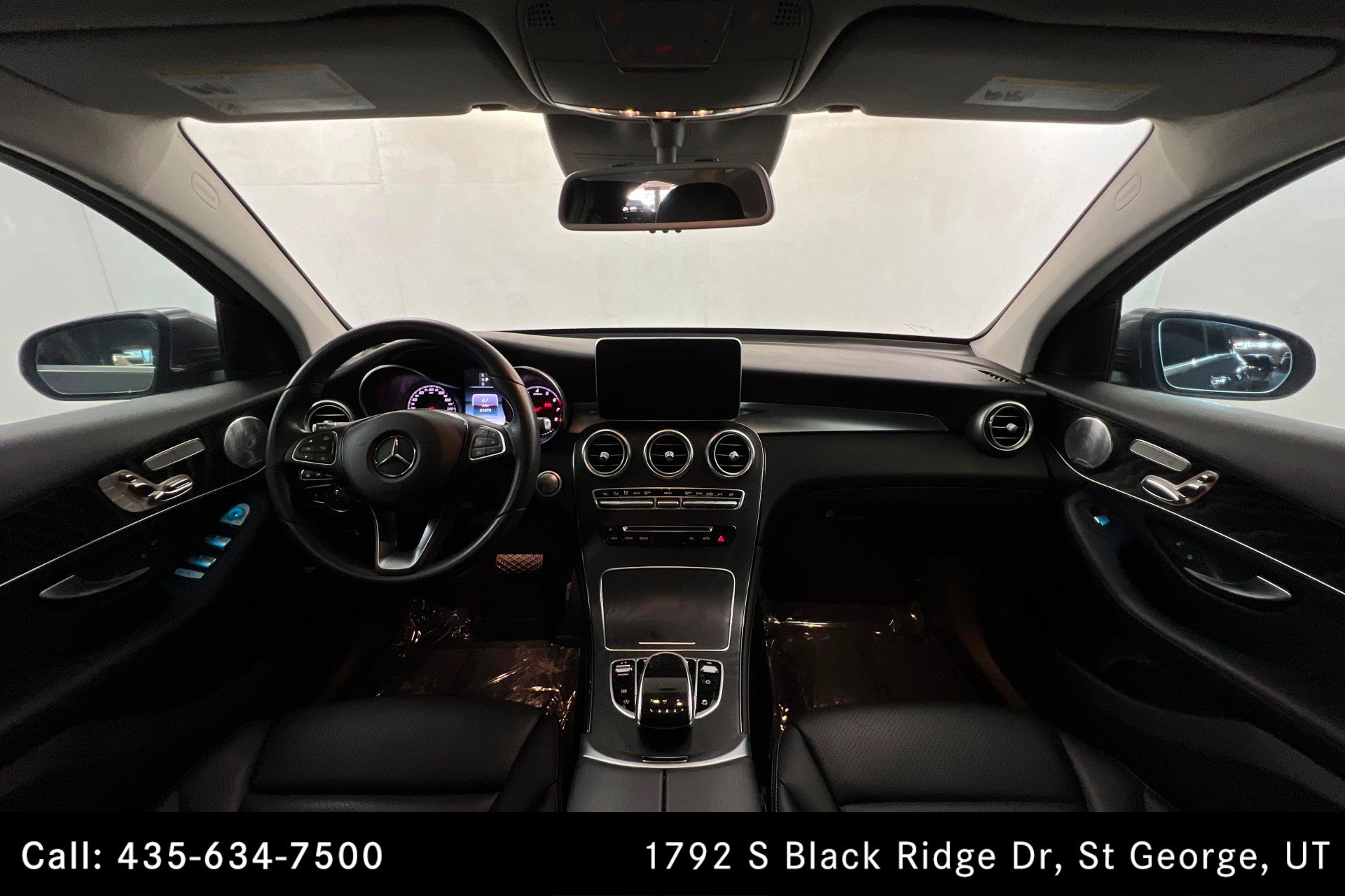 Used 2017 Mercedes-Benz GLC 300 4MATIC Coupe image 9