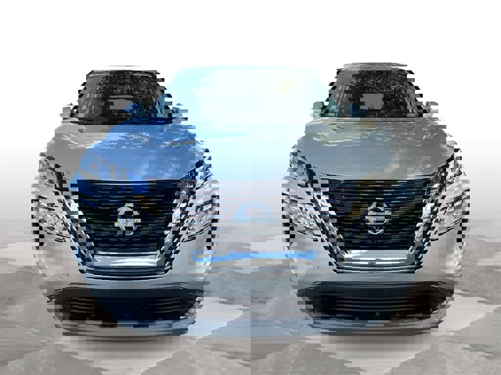 Used 2023 Nissan Rogue SV image 3