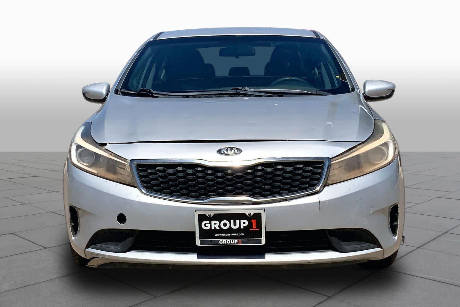 Used 2018 Kia Forte LX FWD image 3