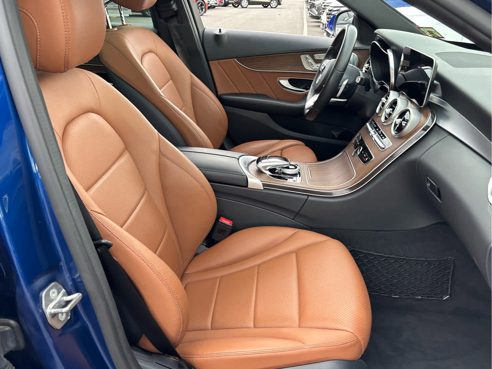 Used 2019 Mercedes-Benz C 300 4MATIC Sedan image 32