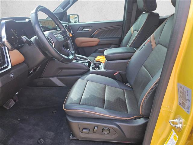 Used 2024 GMC Canyon AT4 w/ AT4 Premium Package image 13