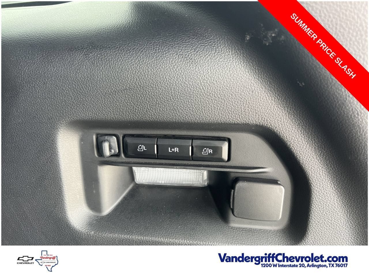 Used 2025 Ford Explorer Platinum w/ LUX Leather Package AWD/4WD image 26