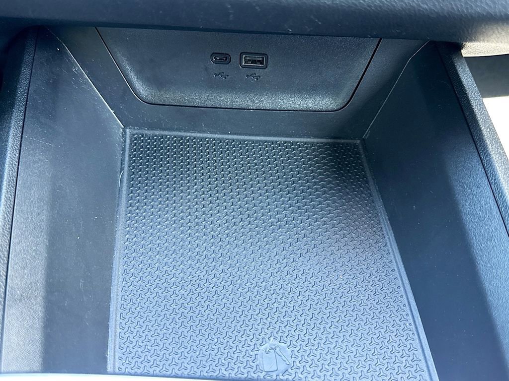 Used 2025 Chevrolet Equinox LT FWD image 24