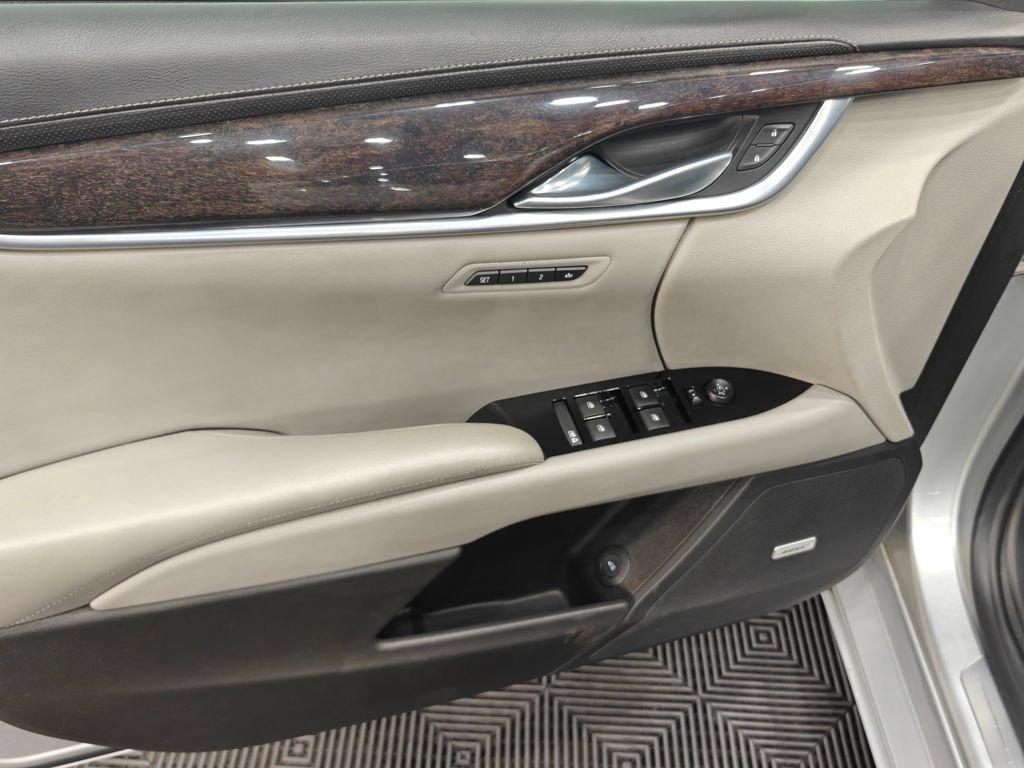 Used 2015 Cadillac XTS Luxury w/ Driver Awareness Package FWD image 42
