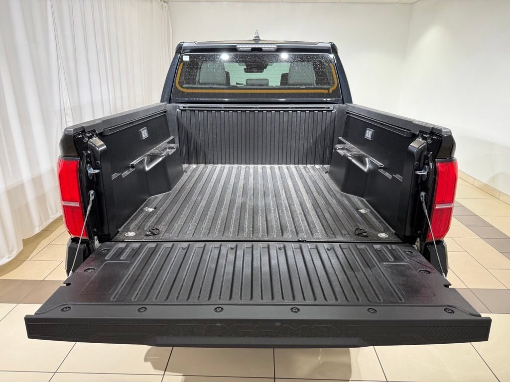 New 2026 Toyota Tacoma SR5 AWD/4WD image 11