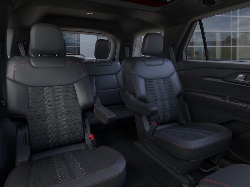 New 2026 Ford Explorer ST-Line w/ ST-Line Street Pack AWD/4WD image 3