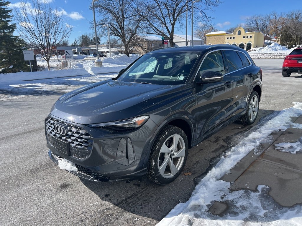 Used 2025 Audi Q5 Premium Plus w/ Premium Plus image 45