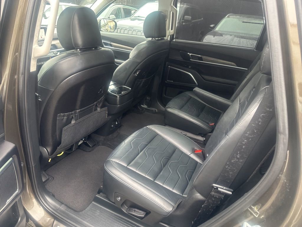Used 2021 Kia Telluride SX w/ SX Prestige Package image 27