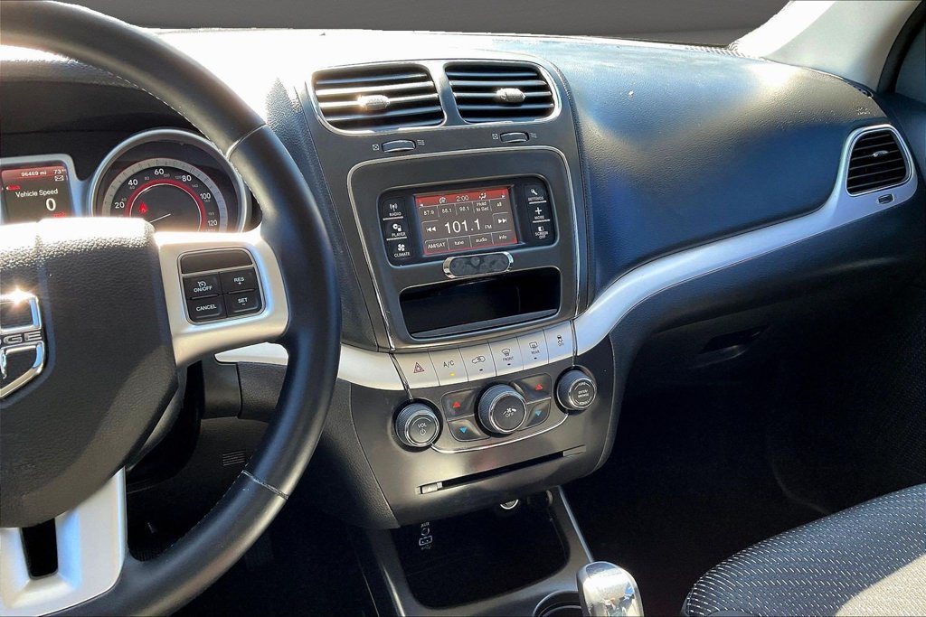 Used 2020 Dodge Journey SE w/ SE Popular Equipment Group FWD image 12