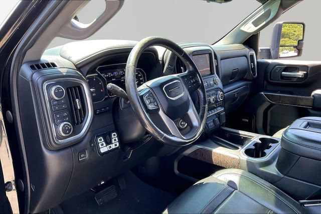 Used 2022 GMC Sierra 3500 Denali w/ Denali Ultimate Package AWD/4WD image 12