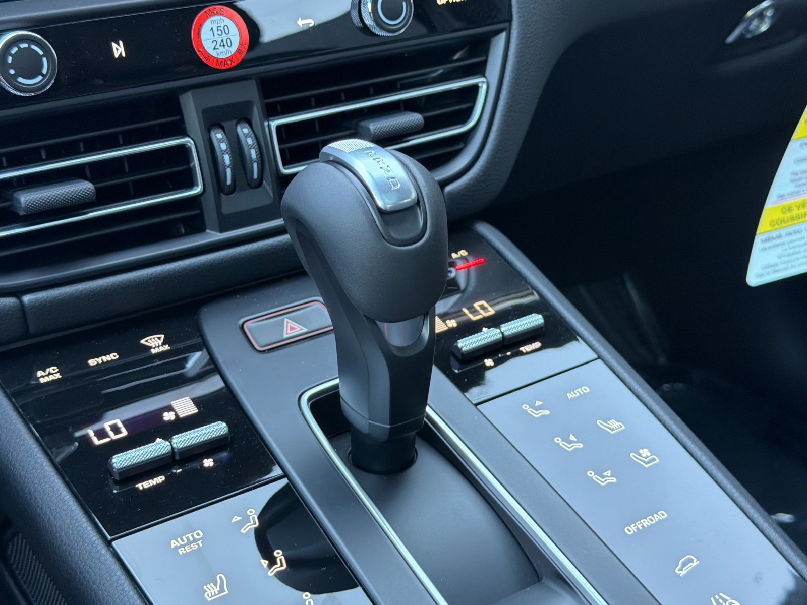 New 2026 Porsche Macan AWD/4WD image 22
