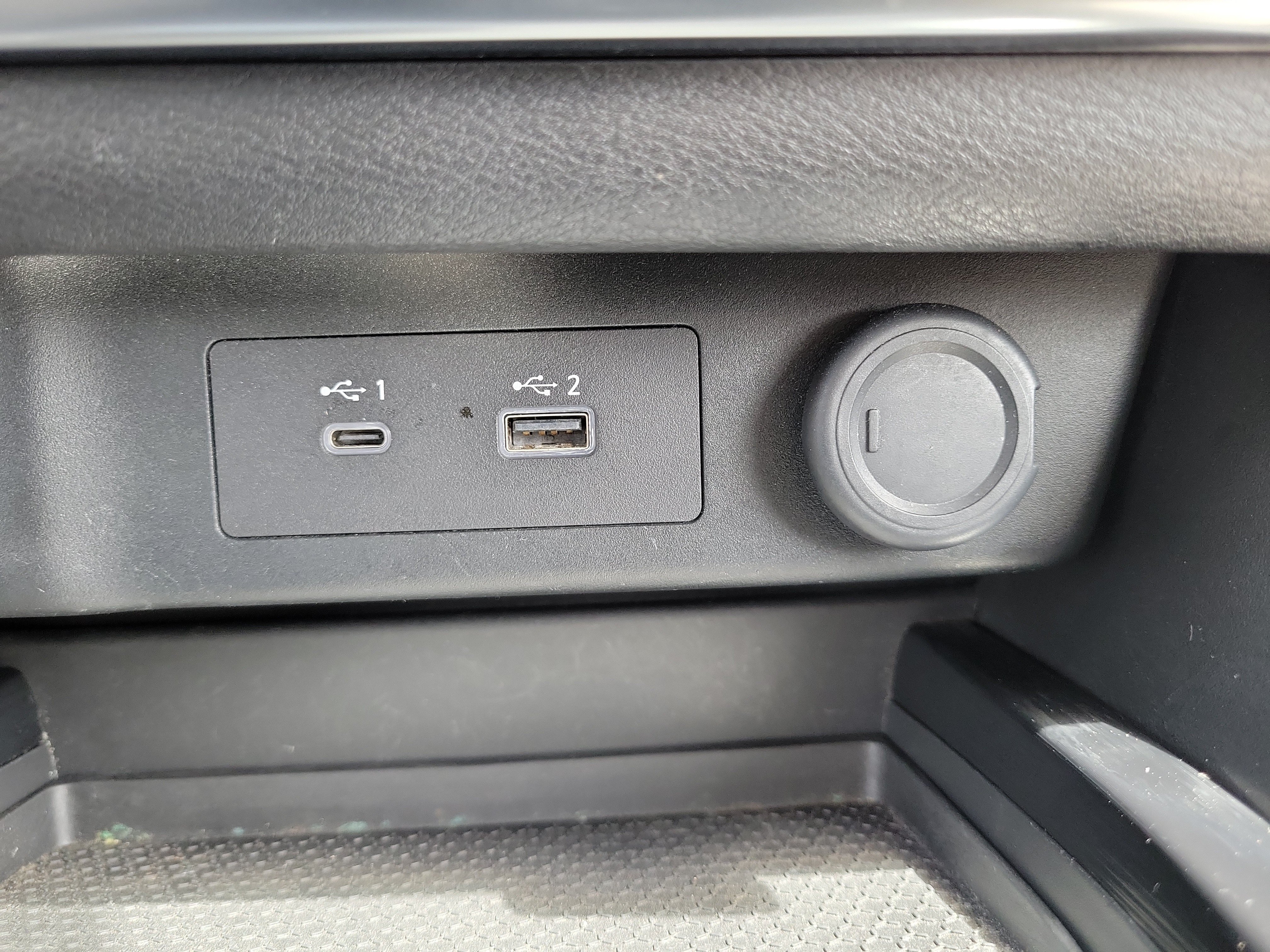 Certified 2021 Nissan Rogue SV FWD image 29