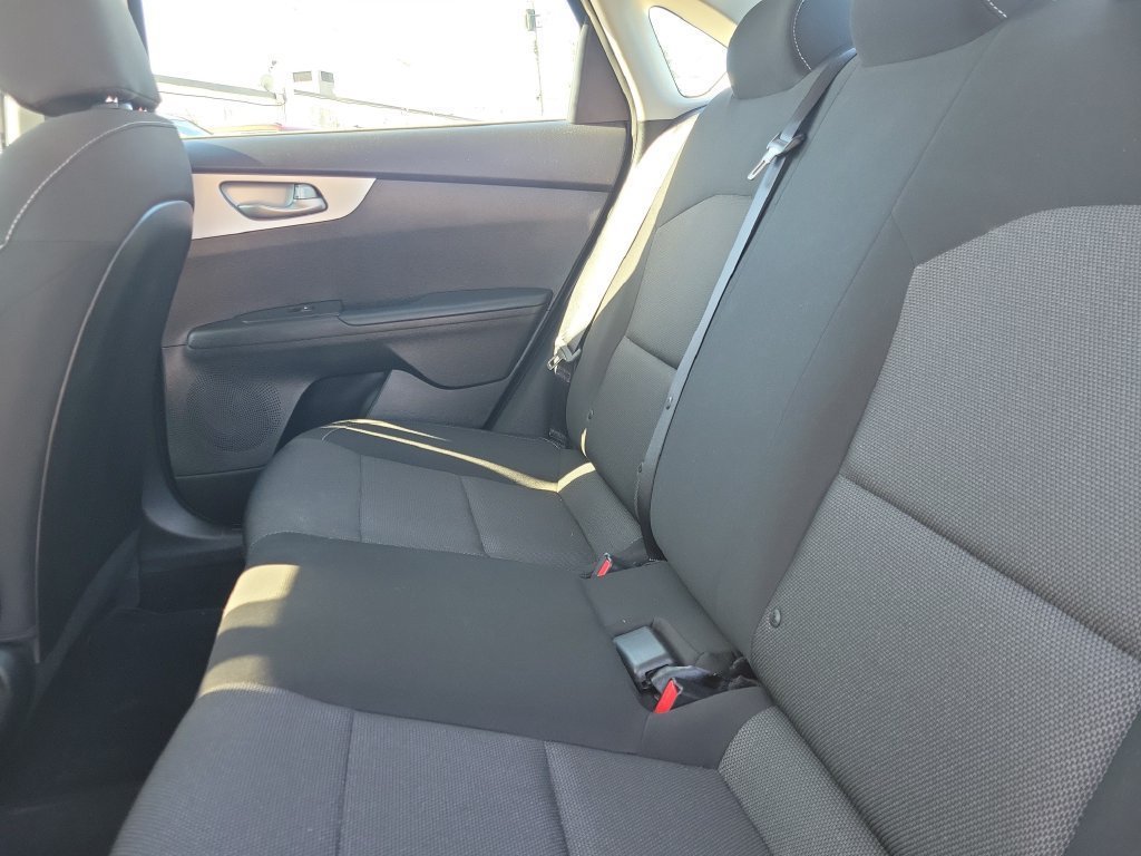 Used 2023 Kia Forte LX FWD image 9