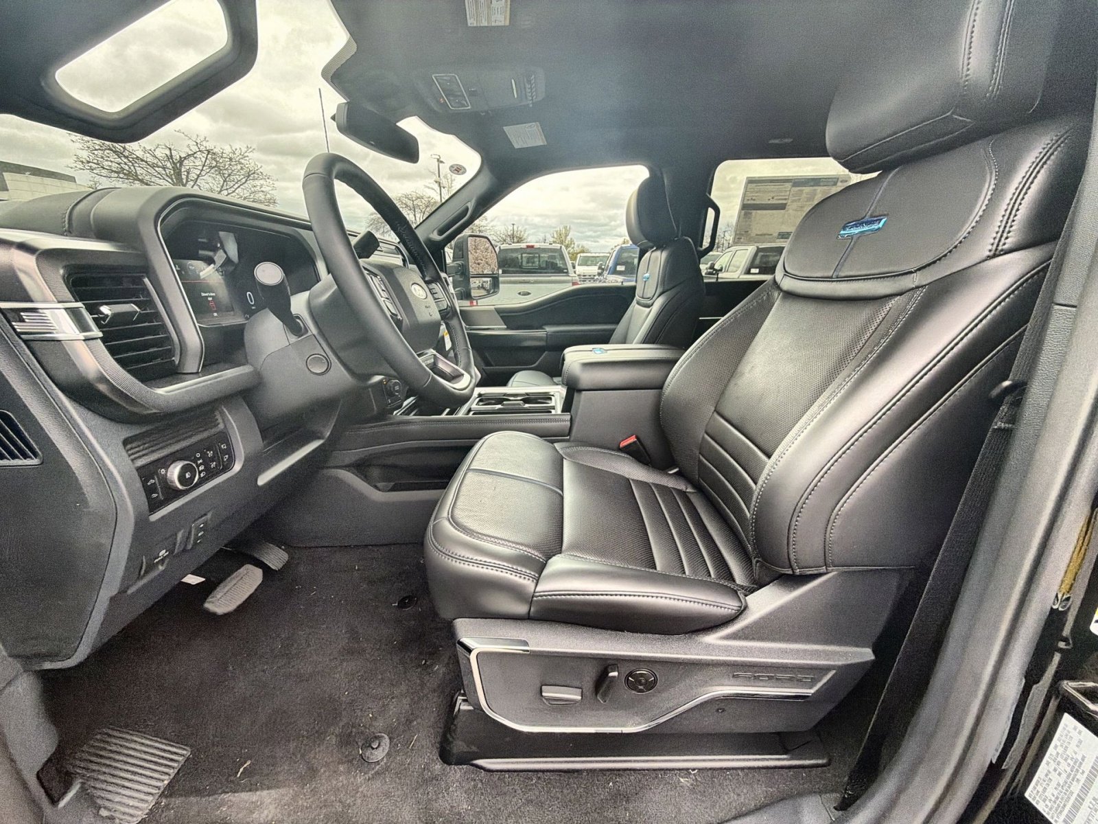 New 2026 Ford F250 Platinum AWD/4WD image 27