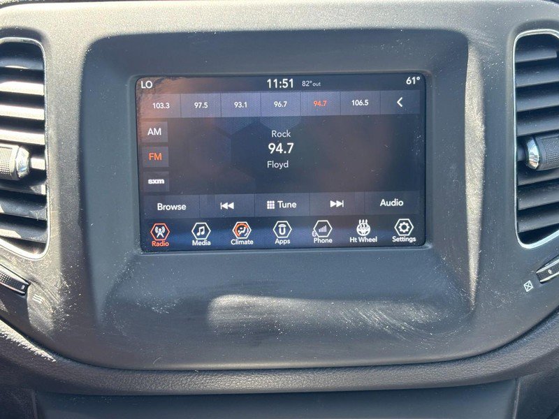 Used 2017 Jeep Compass Latitude w/ Popular Equipment Group image 20