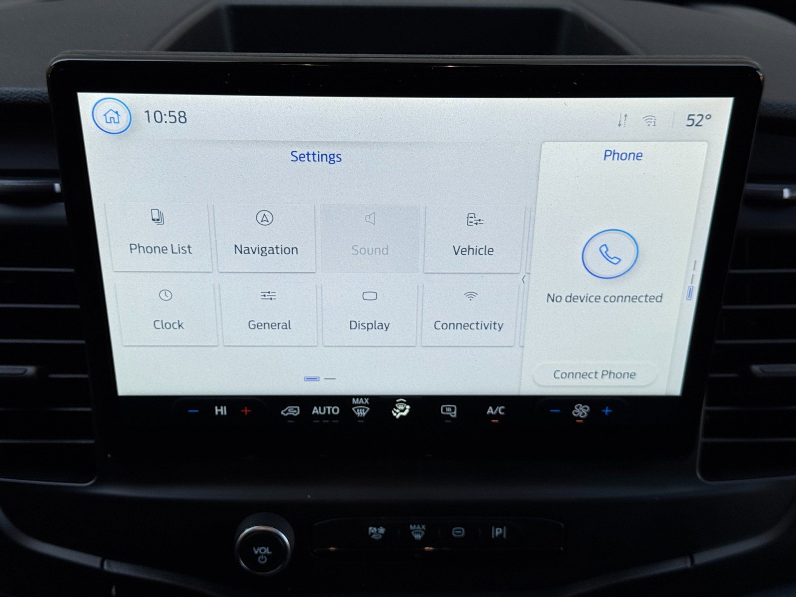 Used 2022 Ford E-Transit Medium Roof w/ Load Area Protection Package image 19