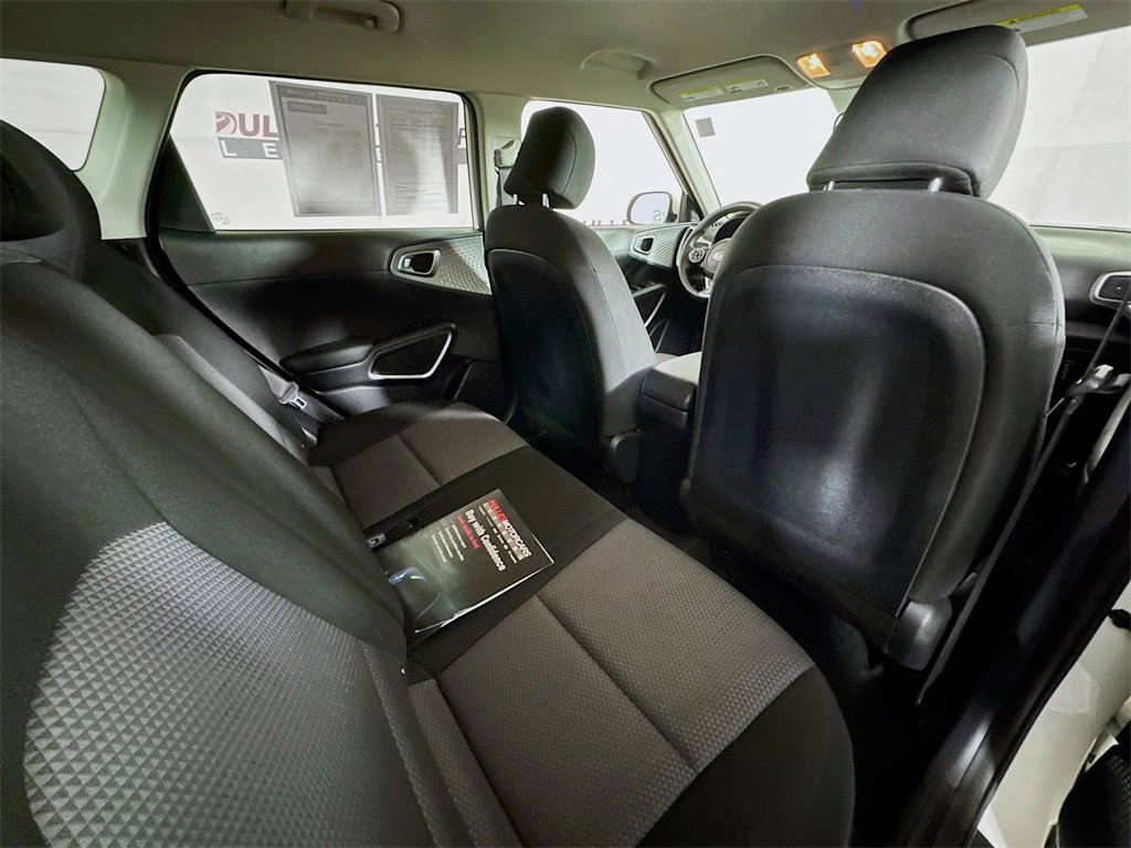 Used 2020 Kia Soul LX image 24