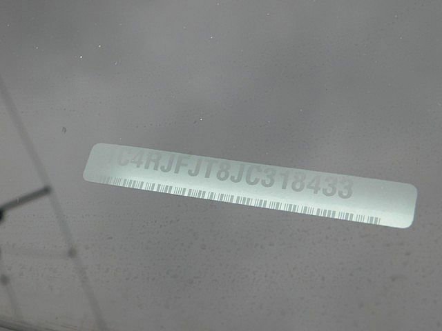 Used 2018 Jeep Grand Cherokee Summit image 29