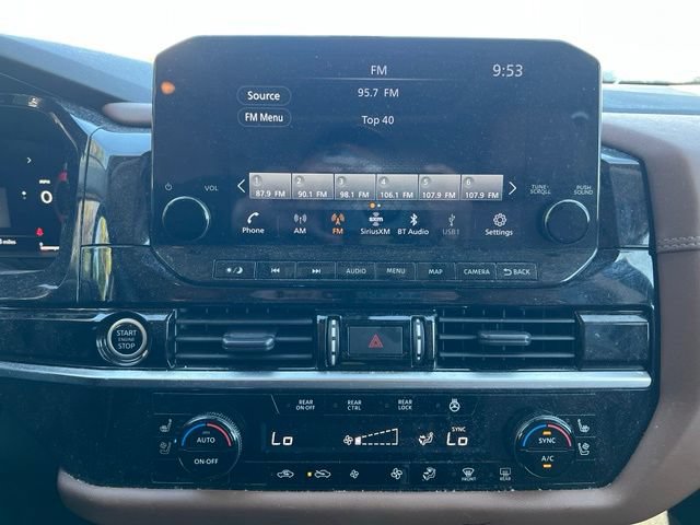 Used 2023 Nissan Pathfinder Platinum w/ Lighting Package (N93) FWD image 18