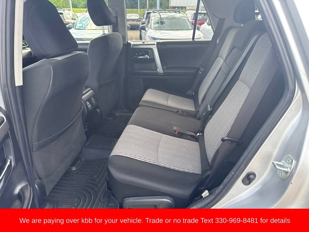Used 2016 Toyota 4Runner SR5 AWD/4WD image 10