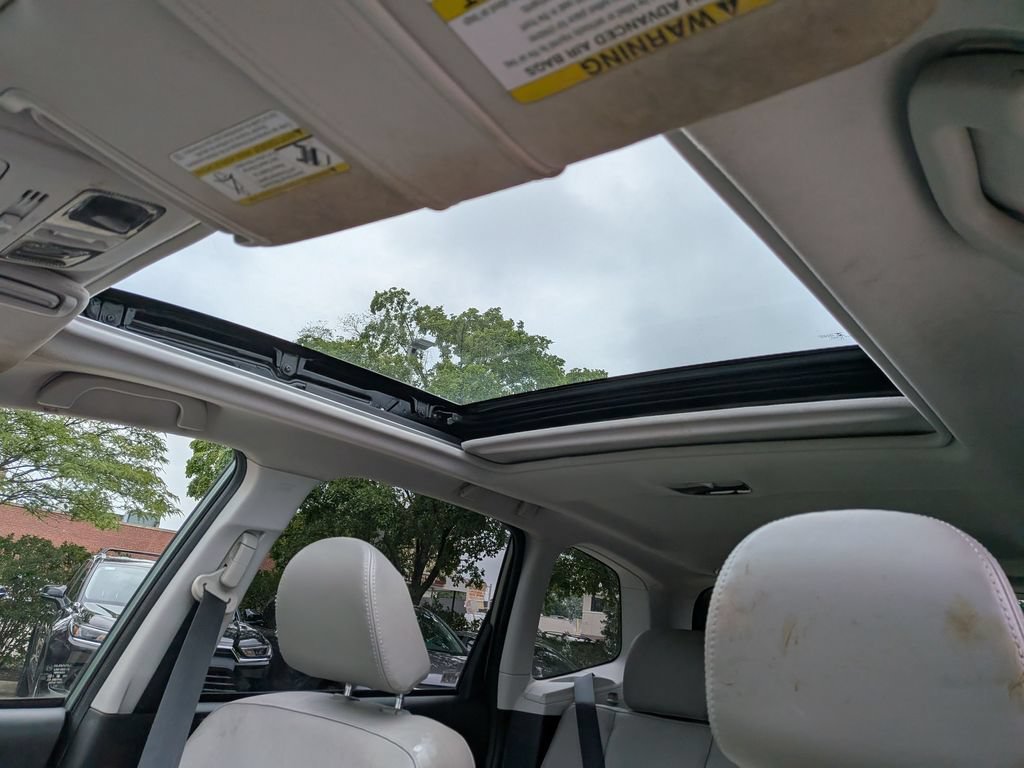 Used 2014 Subaru Forester 2.5i Limited AWD/4WD image 9