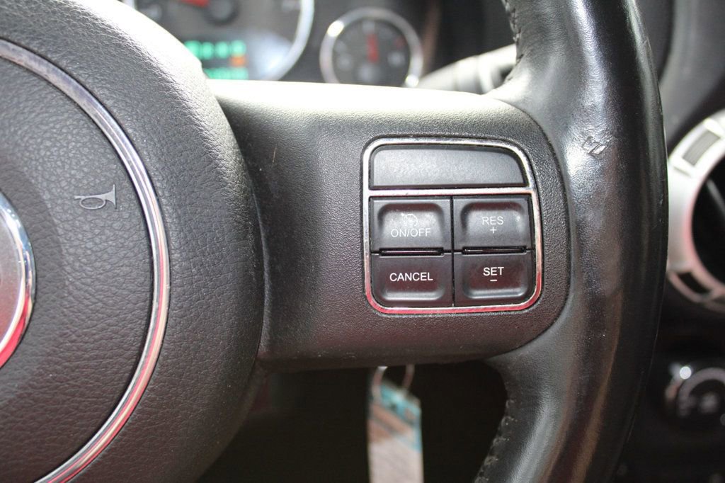 Used 2012 Jeep Wrangler Unlimited Sahara w/ Connectivity Group AWD/4WD image 17