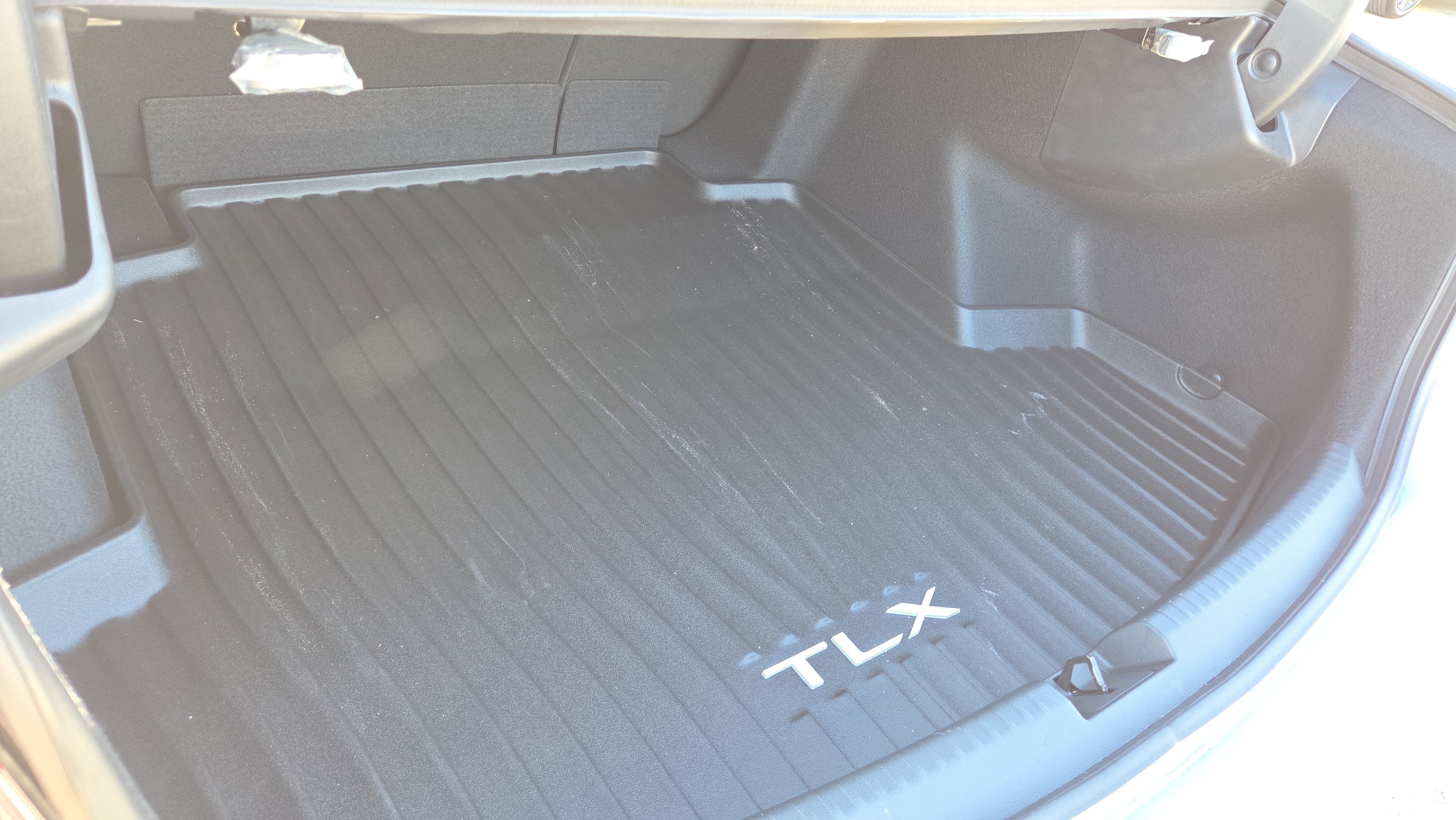 Certified 2025 Acura TLX w/Technology Package image 14