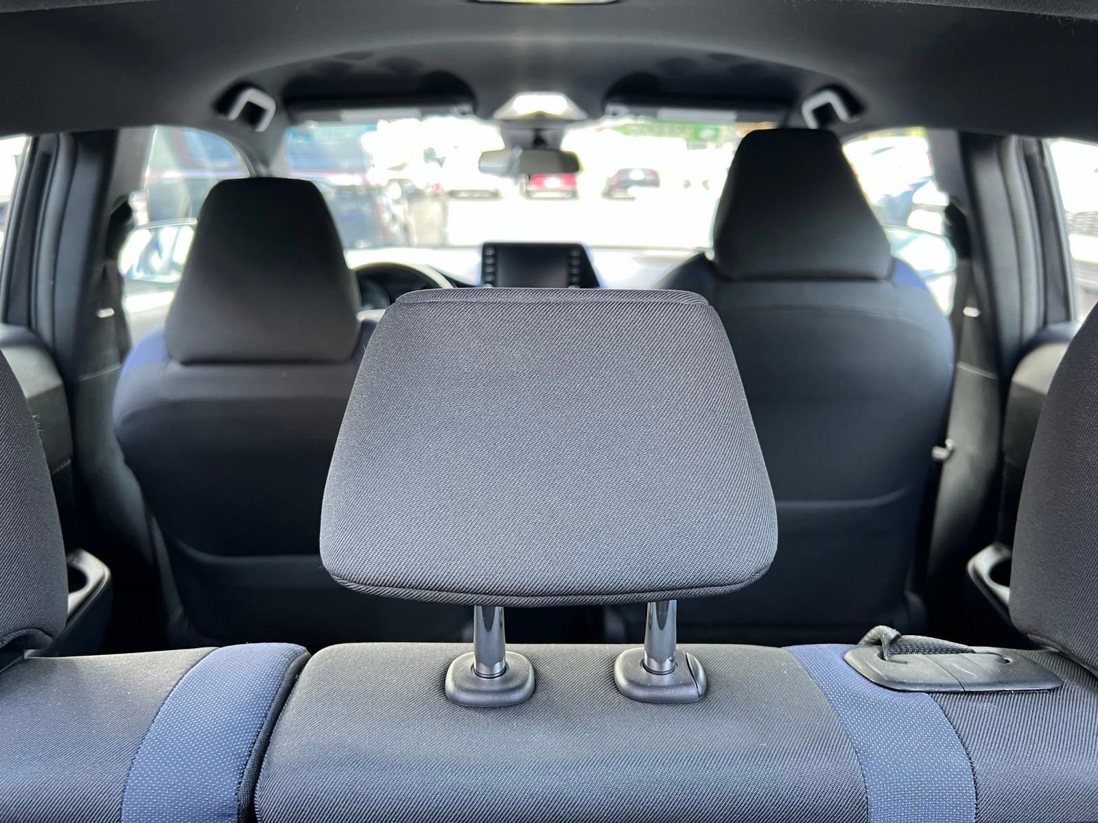 Used 2021 Toyota C-HR XLE FWD image 18