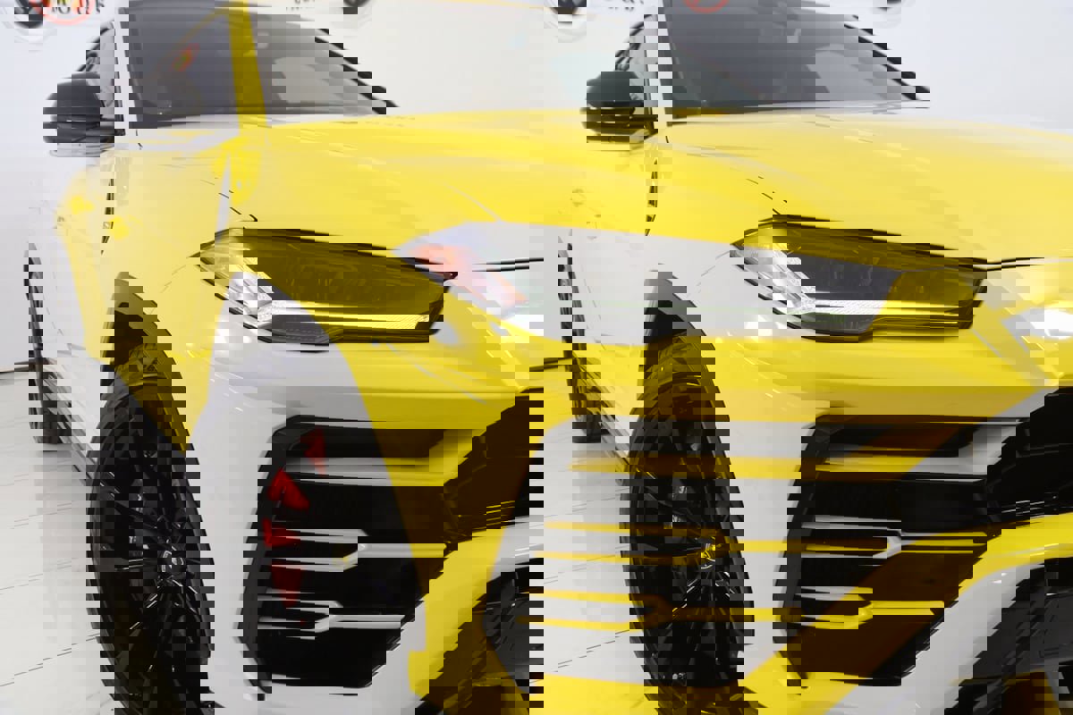 Used 2019 Lamborghini Urus image 26