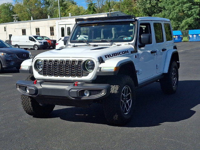 Used 2025 Jeep Wrangler Unlimited Rubicon w/ Safety Group AWD/4WD image 5