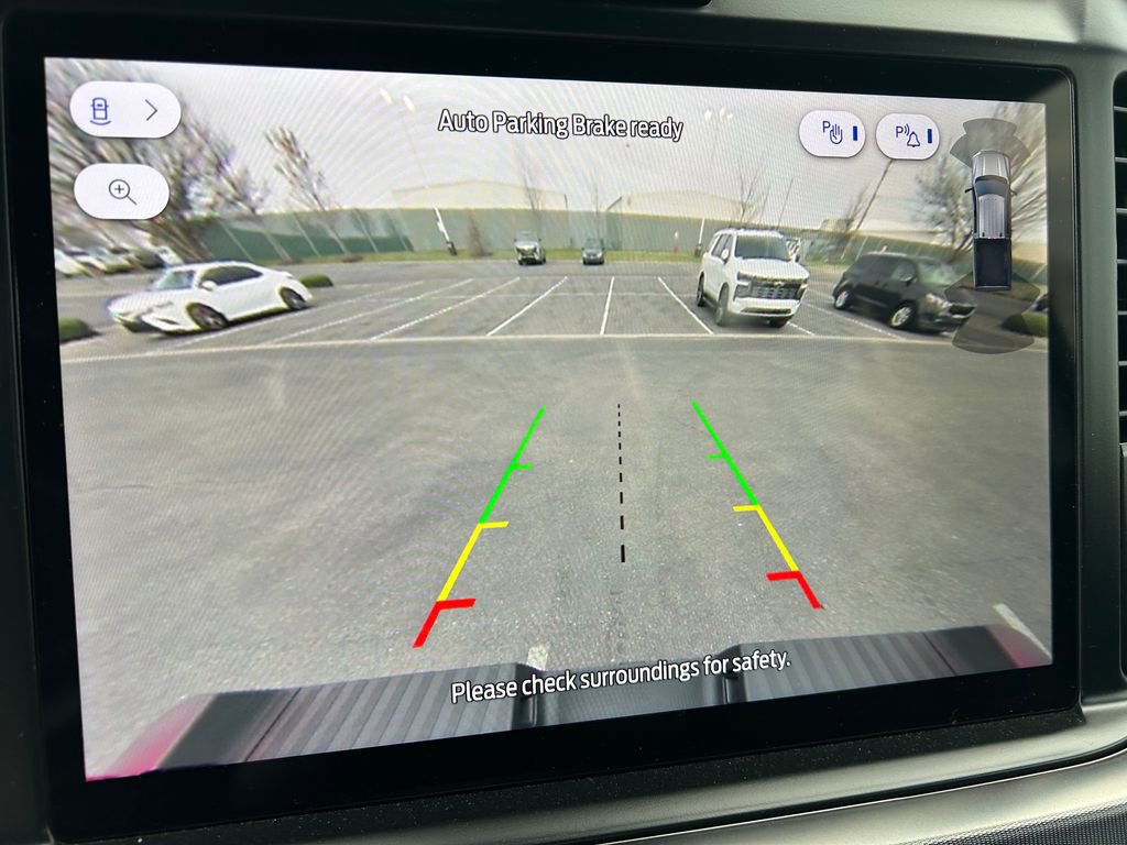 Used 2025 Ford F350 Platinum image 38