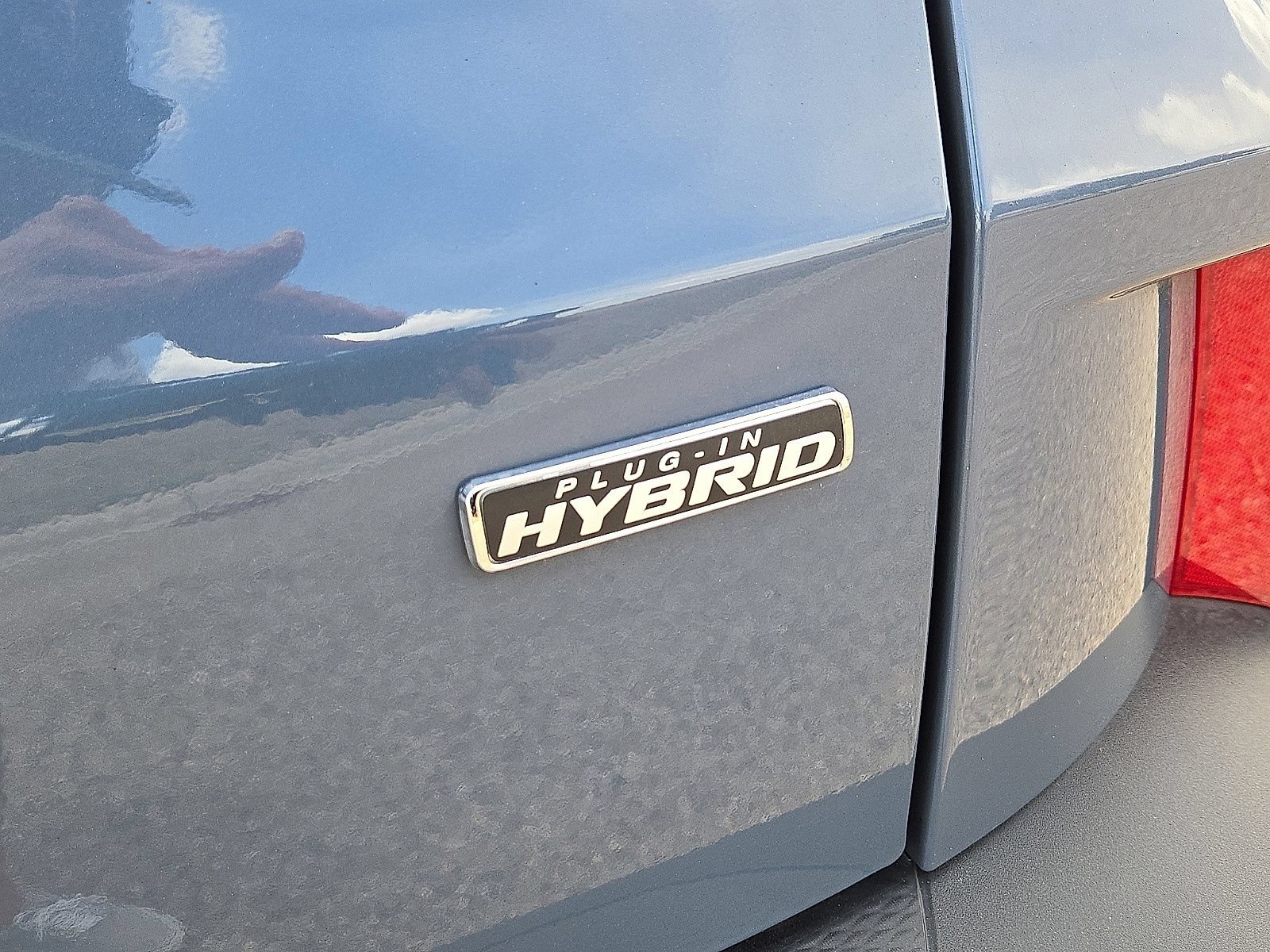 Used 2025 Ford Escape SE FWD image 12