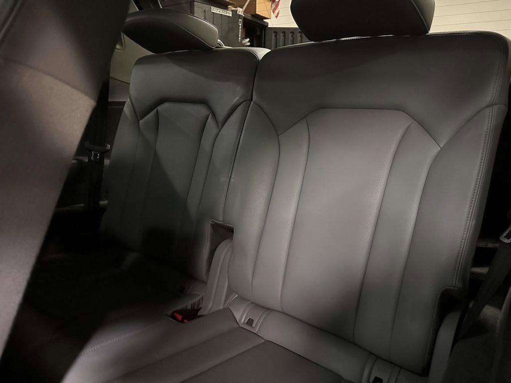 Used 2019 Audi Q7 2.0T Premium w/ Convenience Package image 13