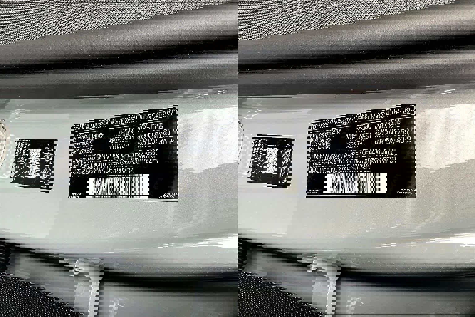 New 2026 Volvo XC90 B6 Plus w/ Protection Package Premier image 12