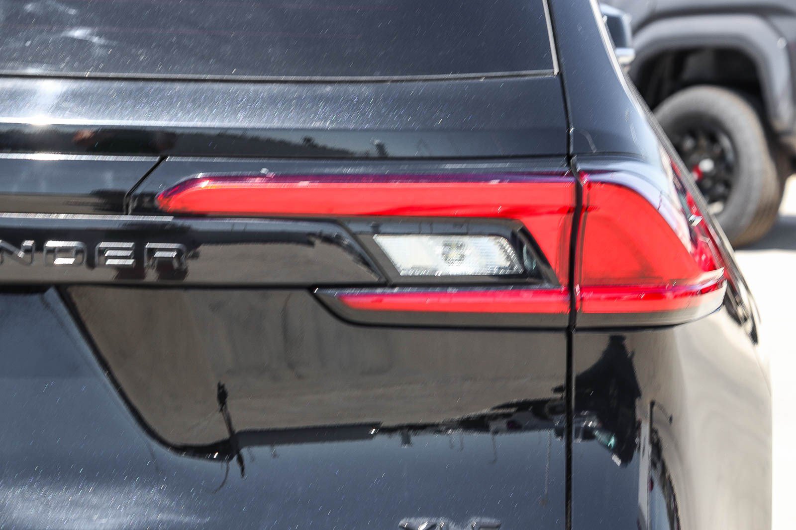 Certified 2024 Toyota Grand Highlander FWD image 8