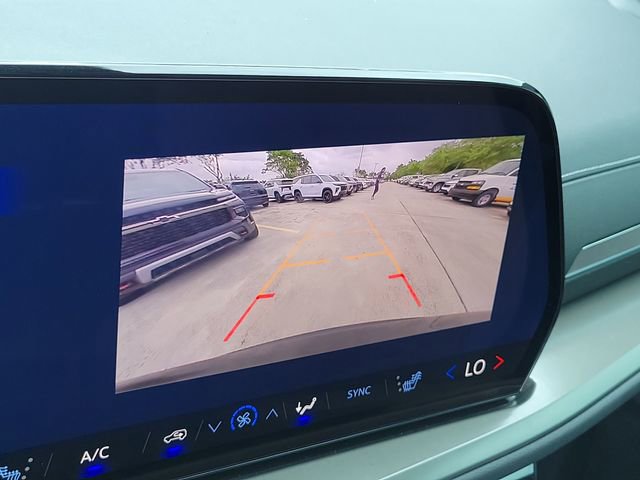 New 2026 Chevrolet Traverse LT image 15