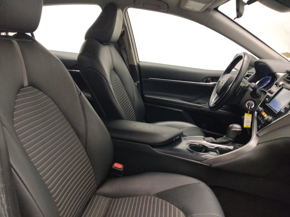 Used 2018 Toyota Camry SE image 21