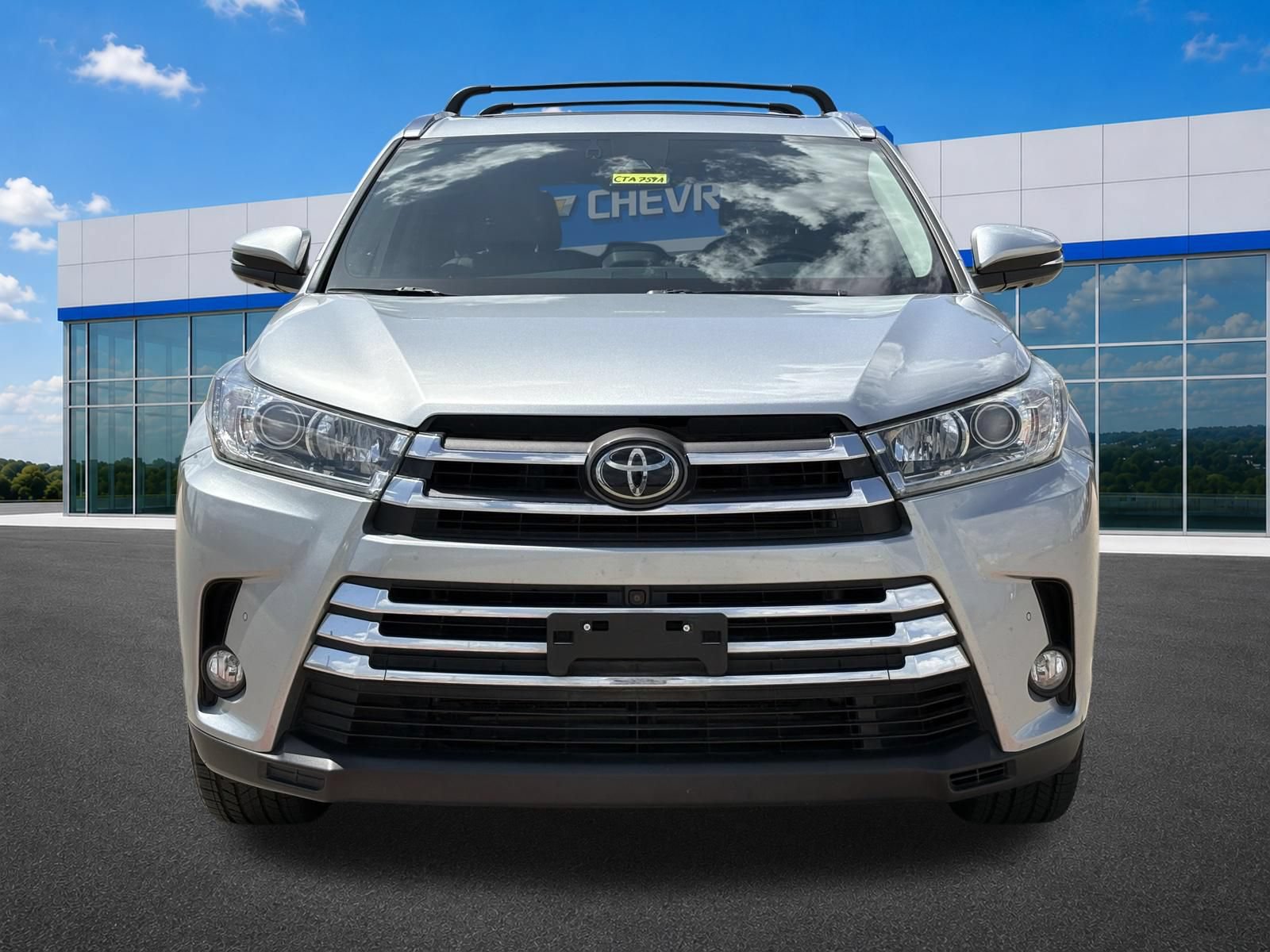 Used 2018 Toyota Highlander Limited Platinum FWD video 2