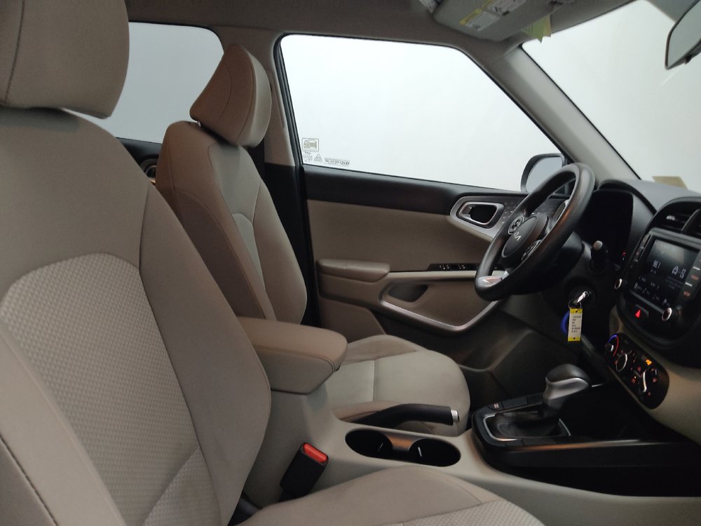 Used 2022 Kia Soul LX FWD image 21