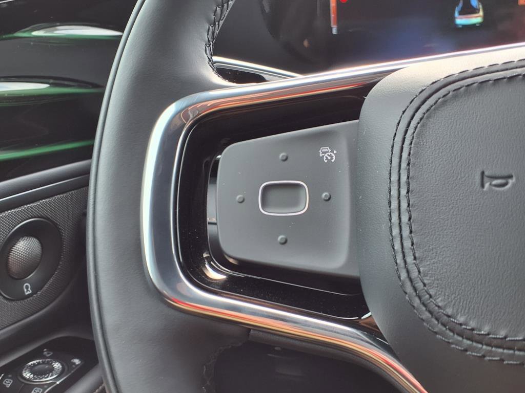 New 2025 Lincoln Nautilus Reserve w/ Jet Appearance Package image 24