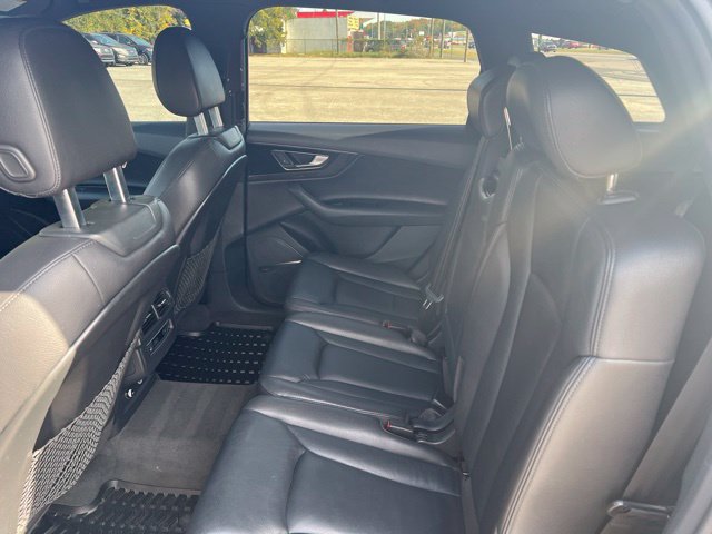 Used 2019 Audi Q7 3.0T Premium Plus w/ Premium Plus Package AWD/4WD image 7
