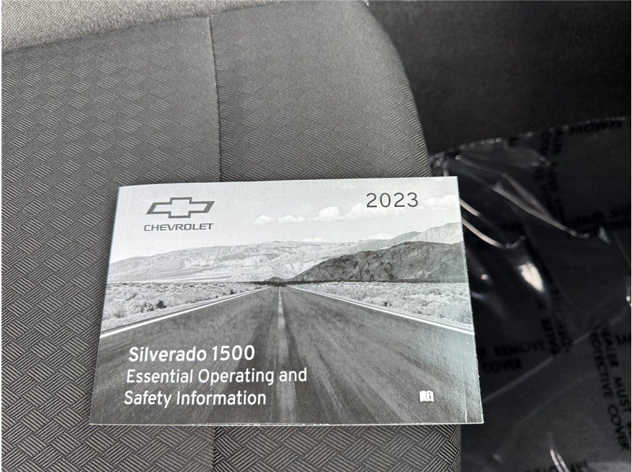 Used 2023 Chevrolet Silverado 1500 LT AWD/4WD image 39