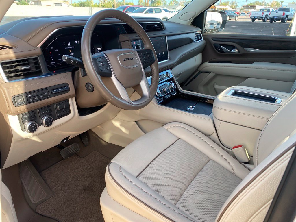 Used 2022 GMC Yukon Denali w/ Denali Ultimate Package AWD/4WD image 41