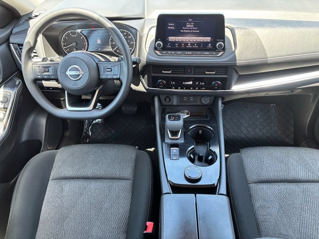 Used 2024 Nissan Rogue SV AWD/4WD image 12