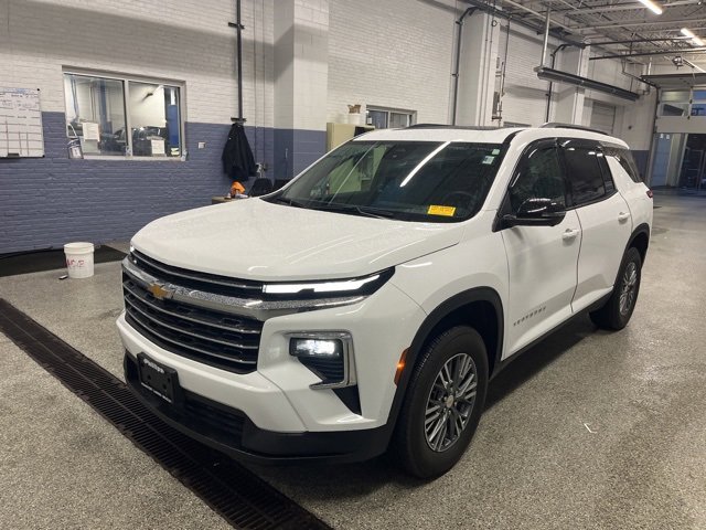 Certified 2024 Chevrolet Traverse LT w/ LPO, Floor Liner Package