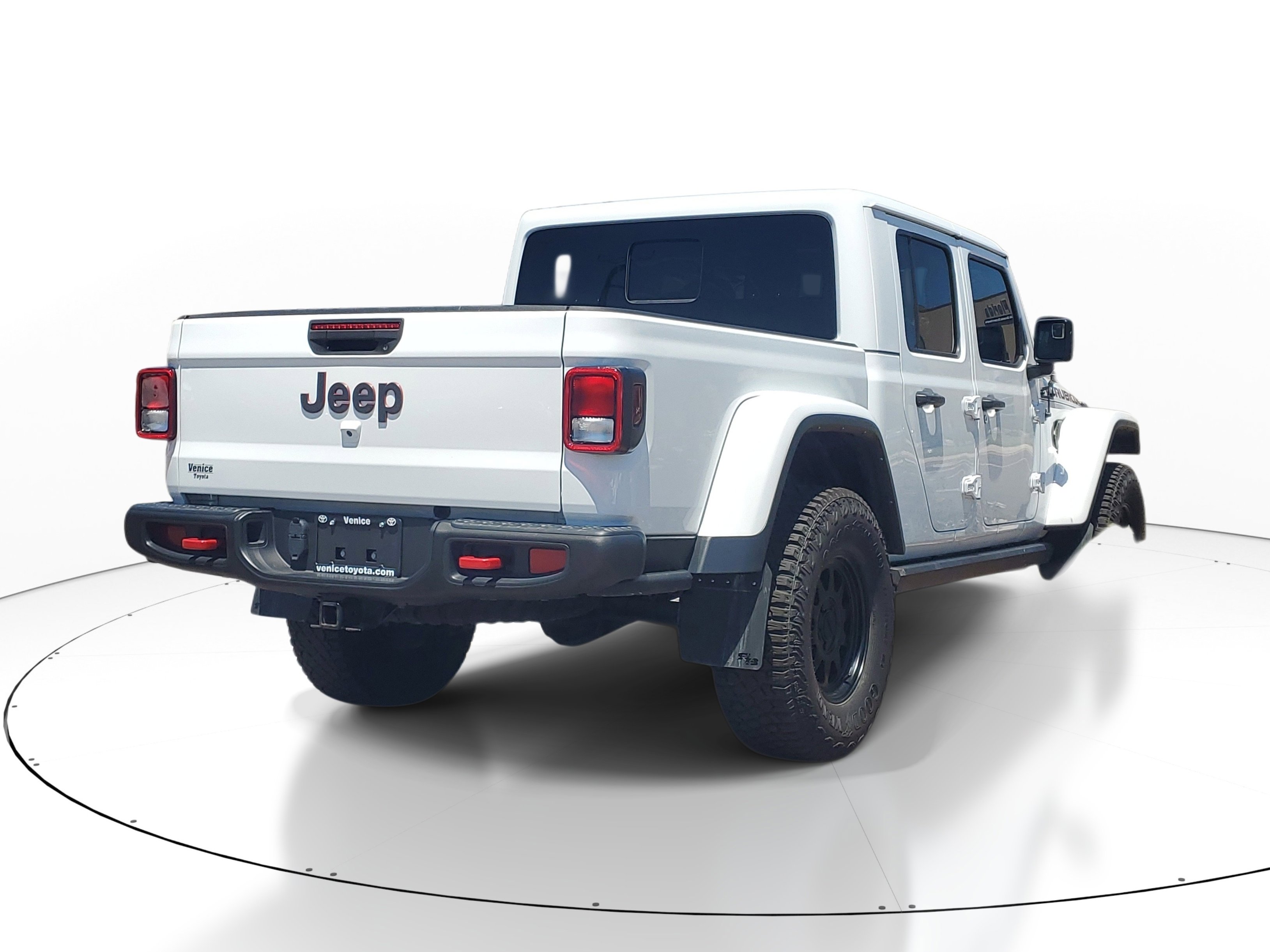 Used 2023 Jeep Gladiator Rubicon w/ Trailer Tow Package AWD/4WD image 6