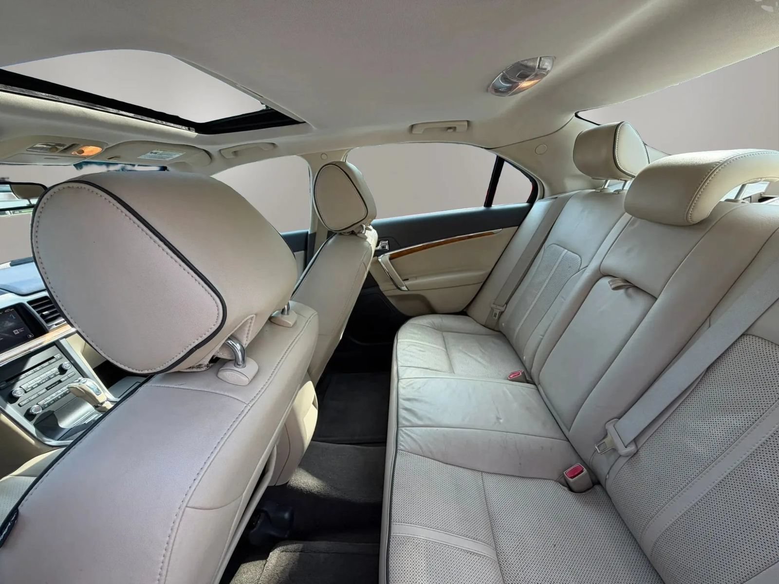 Used 2012 Lincoln MKZ FWD image 21