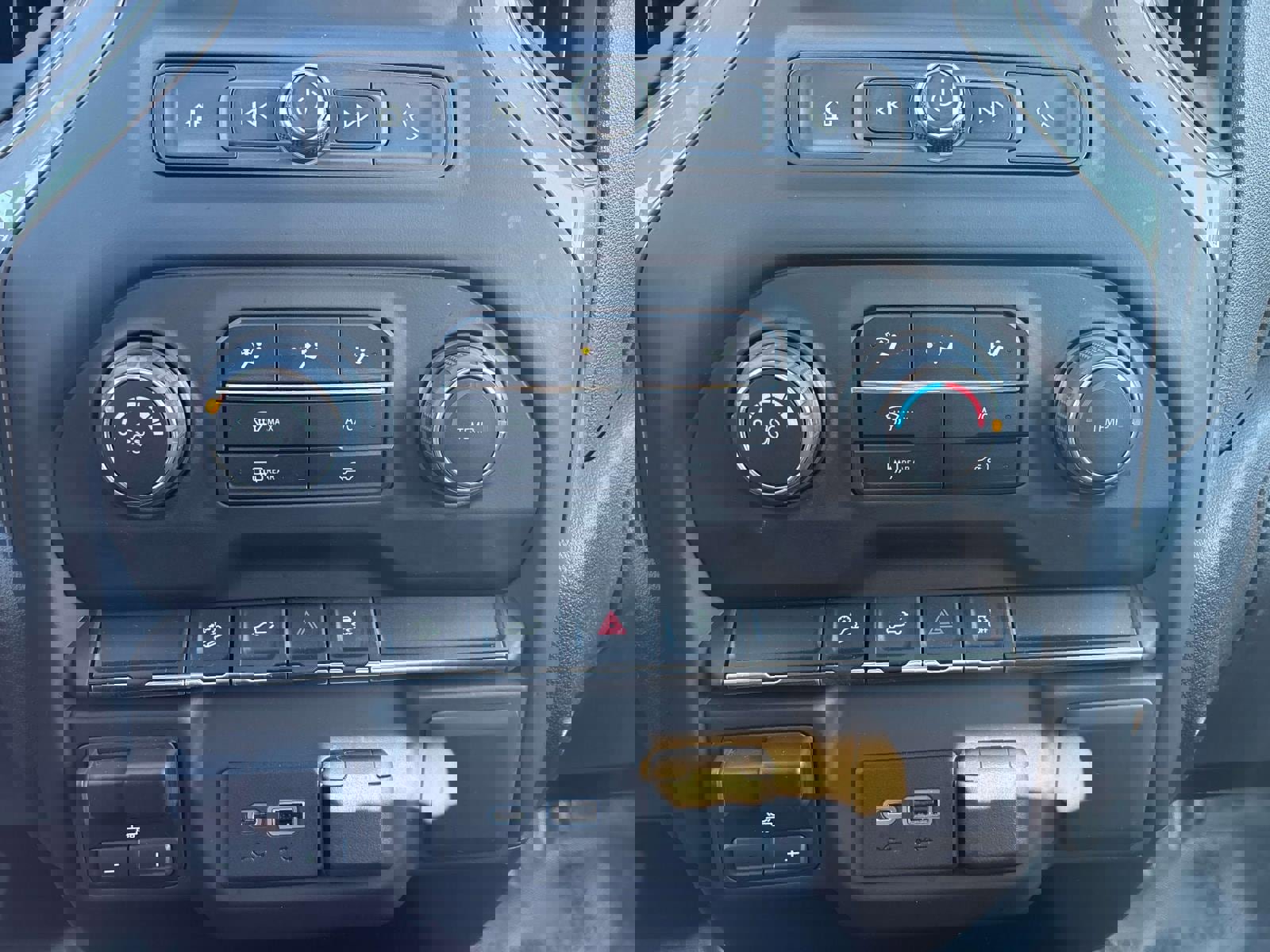 Used 2021 Chevrolet Silverado 1500 Custom Trail Boss image 23