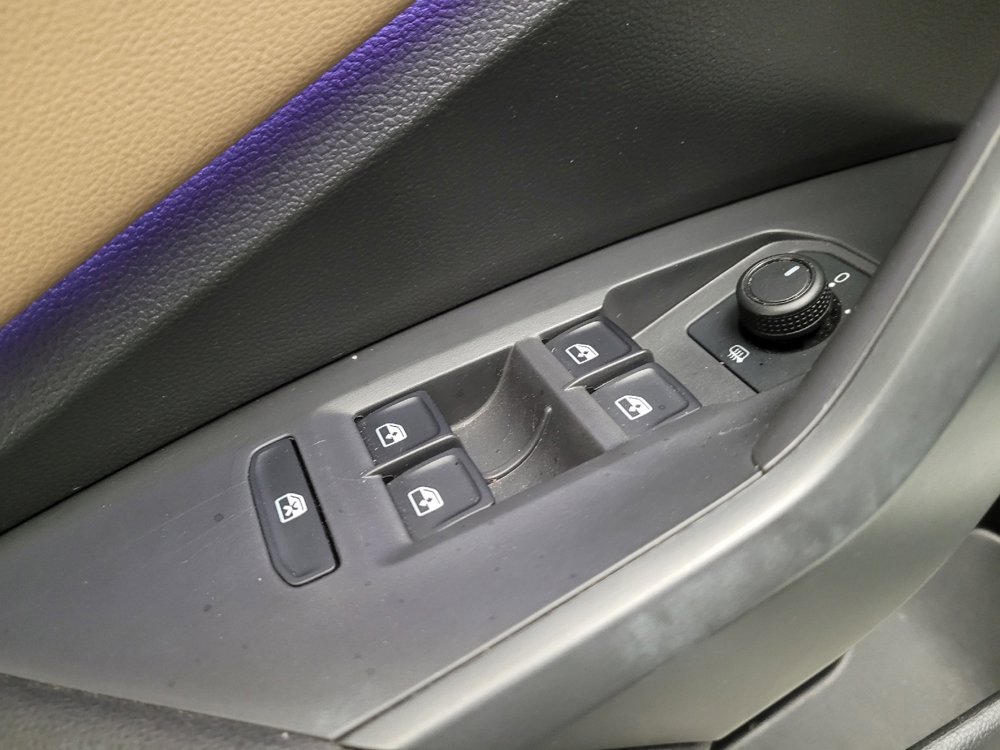 Used 2020 Volkswagen Jetta SEL Premium FWD image 27